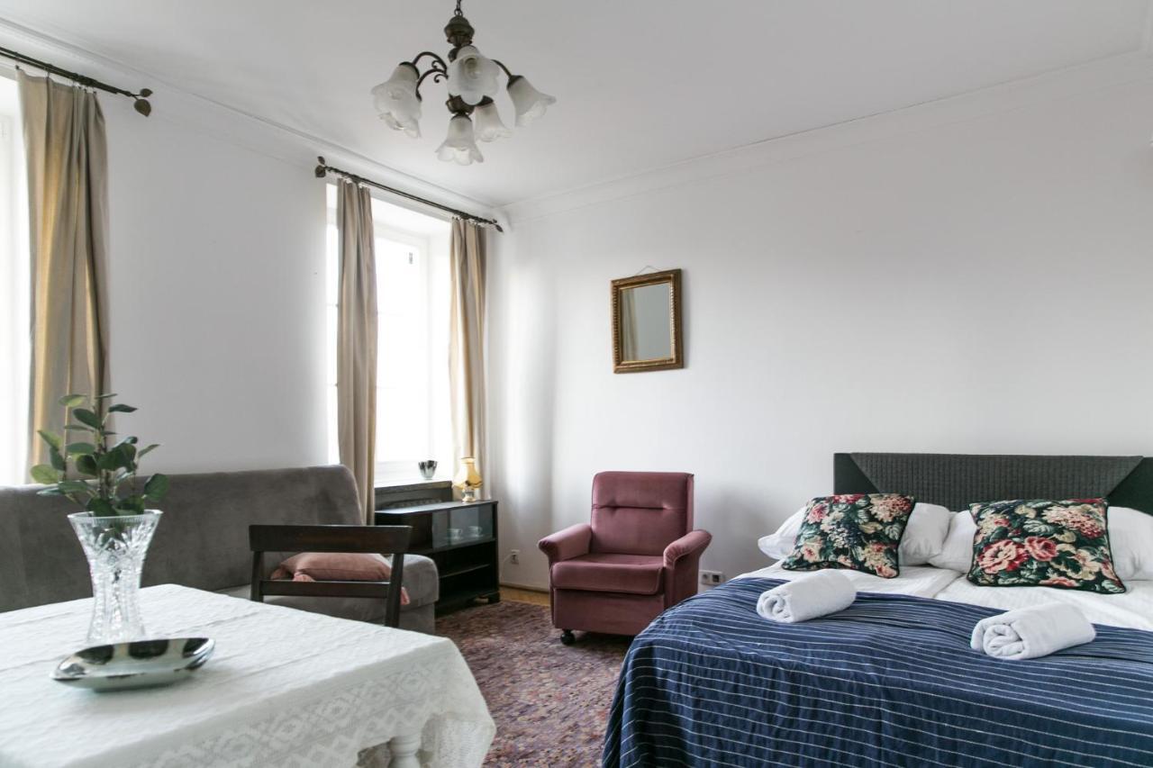 Apartment Gloria II Old Town วอร์ซอ ภายนอก รูปภาพ